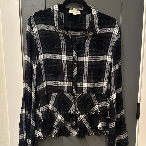 cloth & stone Tops - Cloth & Stone Black and White Plaid Button Down Shirt